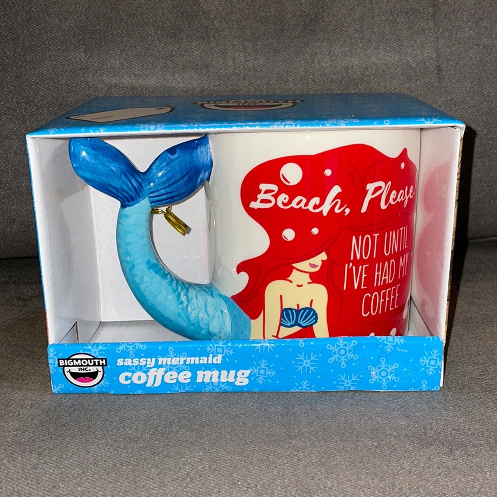 NEW Mermaid coffee mug. Holds 20 oz.